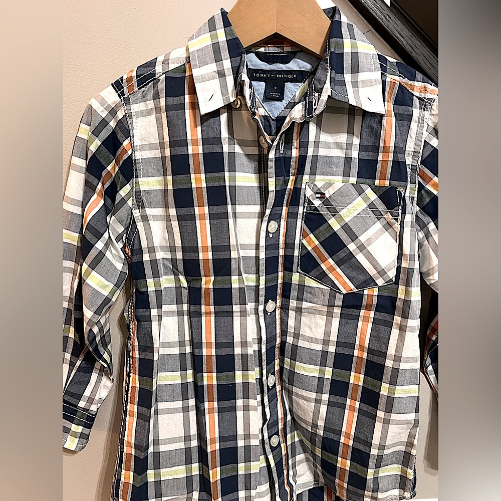Tommy Hilfiger Boys Long sleeve dress shirt